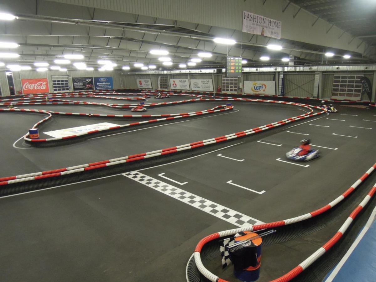 Silver Hotel & Gokart Center シュチェチン エクステリア 写真